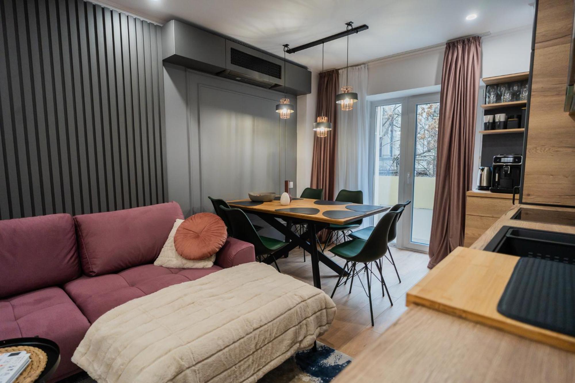 Urban Pearl - Old Town - Unique 4Br/3Ba Apartment Бухарест Екстер'єр фото